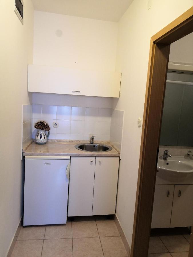 Laura&Nevio Apartments&Rooms Cres Exterior foto