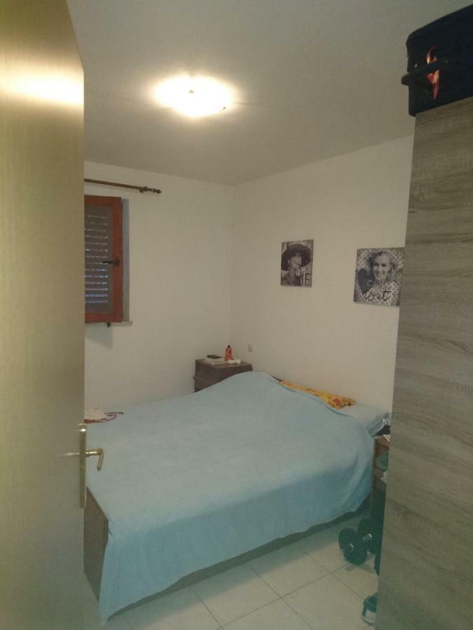 Laura&Nevio Apartments&Rooms Cres Exterior foto